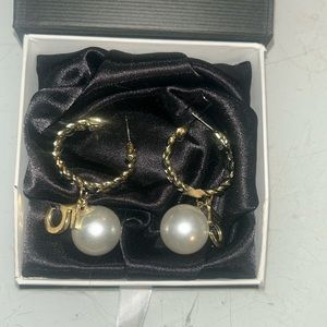 Pearl earrings